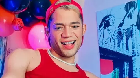 DenielTaylor's live cam