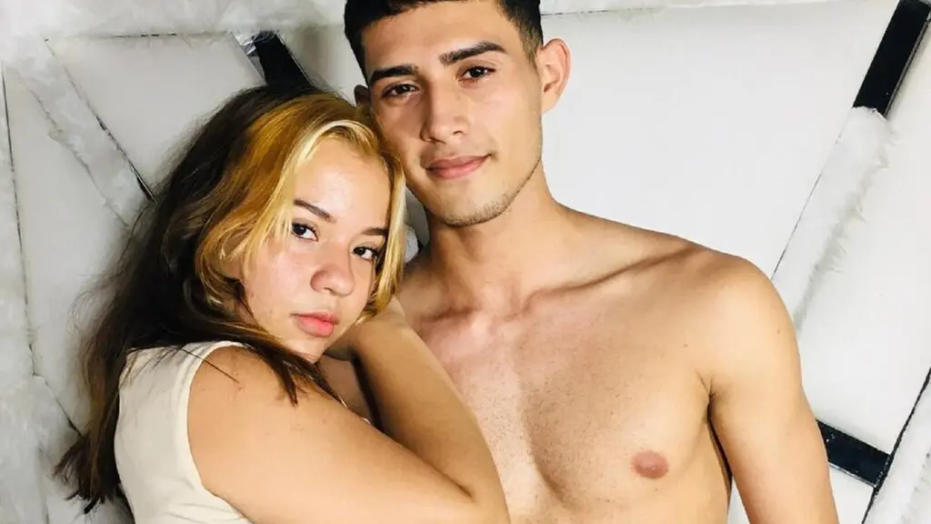 BaironAndKary's live cam