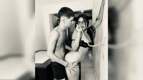 EsperanzaAndJey's live cam
