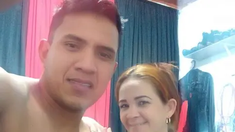 FershoAndMonica's live cam
