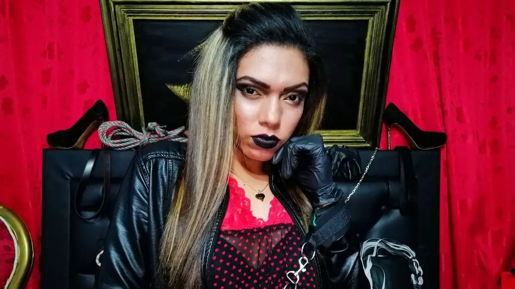 SabrinaWatson's live cam