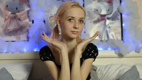 EmilyCoxy's live cam
