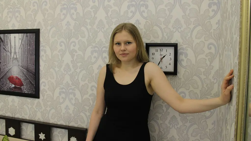 GracefulDoris's live cam