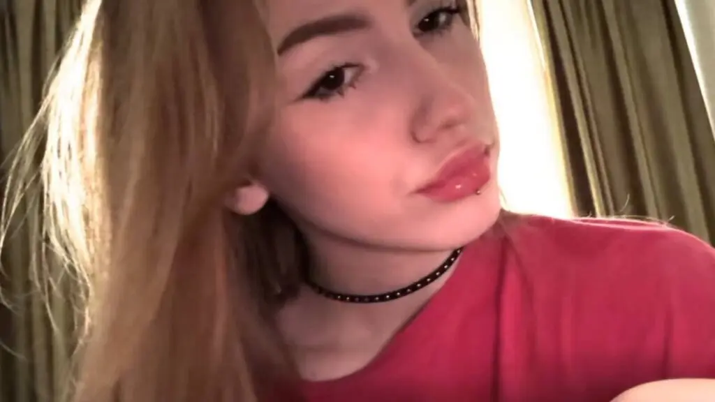 LeliannaNana's live cam