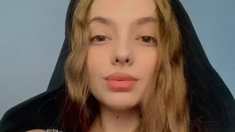MelanieAlves's live cam