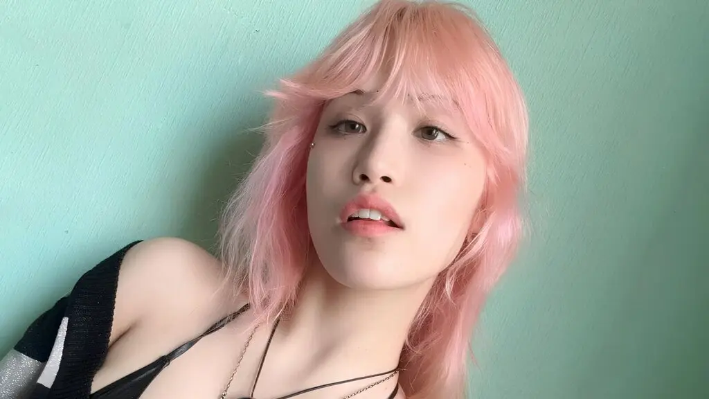 MikuLangly's live cam