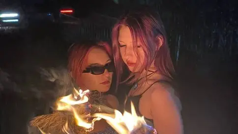 DarylAndRexella's live cam