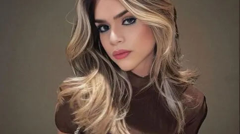 RebecaLoungs's live cam